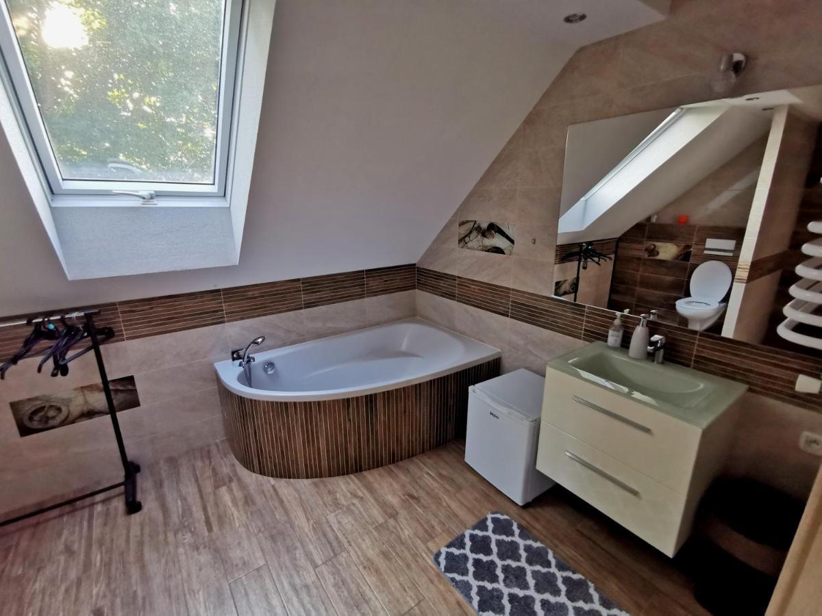 Ranczo Kaletnik Villa Exteriör bild